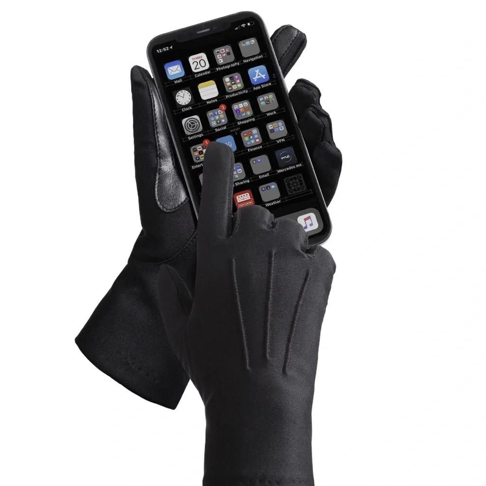 Isotoner Women's Lined Water Repellent Spandex Touchscreen Gloves NWT